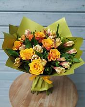 Букет цветов из:  Альстромерии и Розы в Нарьян-Маре