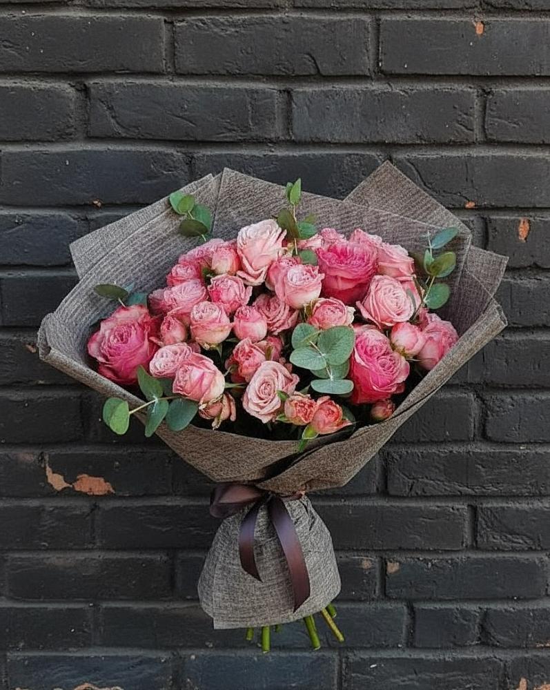 Букет цветов из: Розы в Нарьян-Маре