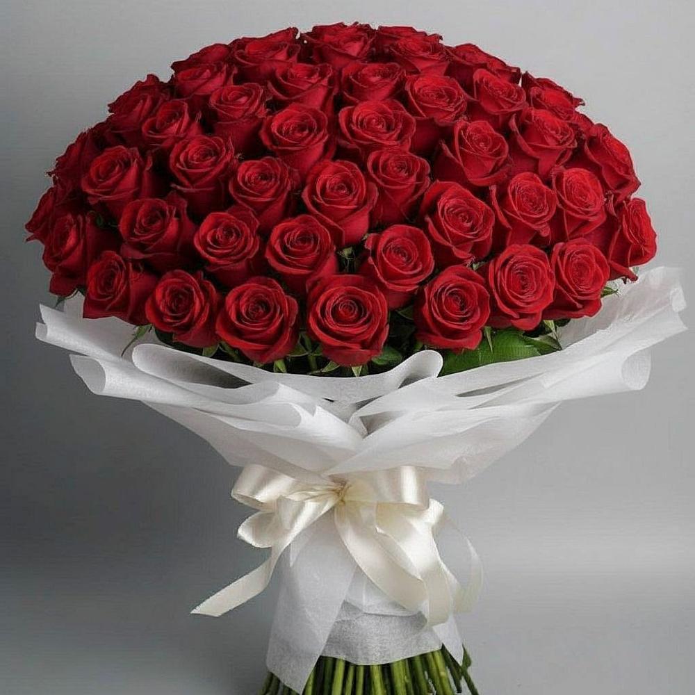 Букет 101 Красная роза Блэк Мэджик в Нарьян-Маре