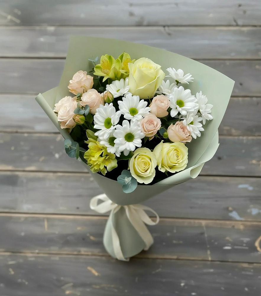 Букет цветов из: Альстромерии, Розы и Хризантемы в Нарьян-Маре