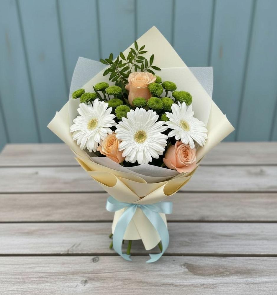 Букет цветов из: Герберы, Розы и Хризантемы в Нарьян-Маре