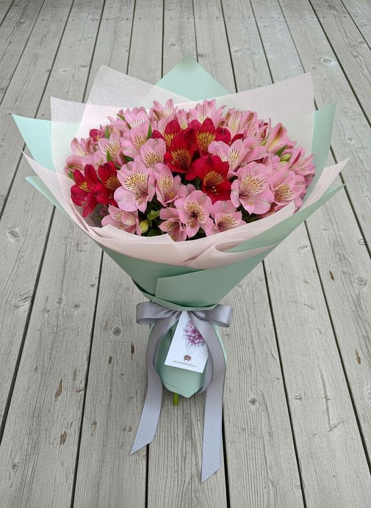 Букет цветов из: Альстромерии в Нарьян-Маре