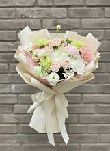 Букет цветов из:  Гвоздики, Розы, Лизиантусы и Хризантемы в Нарьян-Маре